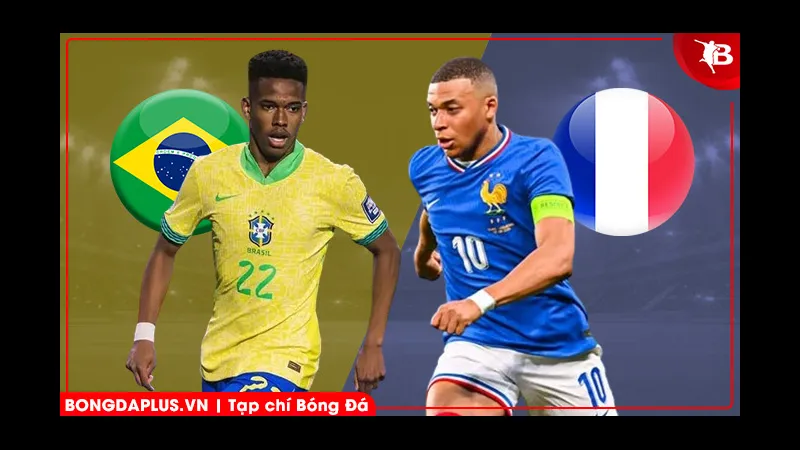 Cầu thủ Brazil và Pháp đang tranh chấp quả bóng trên sân Cầu thủ Brazil và Pháp đang tranh chấp quả bóng trên sân
