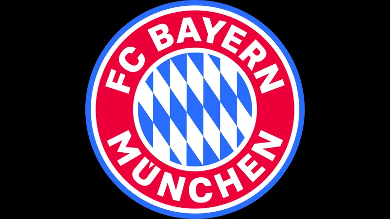 Hậu vệ Bayern Munich cản phá cú sút của tiền đạo PSG Hậu vệ Bayern Munich cản phá cú sút của tiền đạo PSG