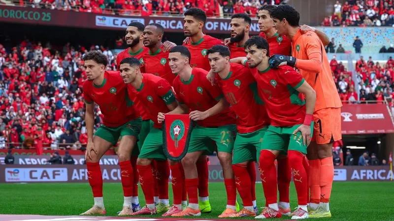 Cầu thủ Pháp và Morocco tranh chấp quả bóng trên sân cỏ - Lịch sử đối Cầu thủ Pháp và Morocco tranh chấp quả bóng trên sân cỏ - Lịch sử đối