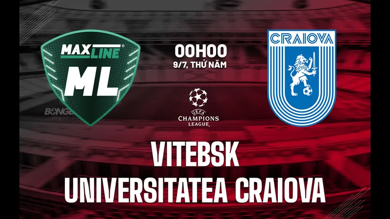 Cầu thủ Vitebsk và Univ Craiova tranh chấp quả bóng trên sân cỏ Cầu thủ Vitebsk và Univ Craiova tranh chấp quả bóng trên sân cỏ